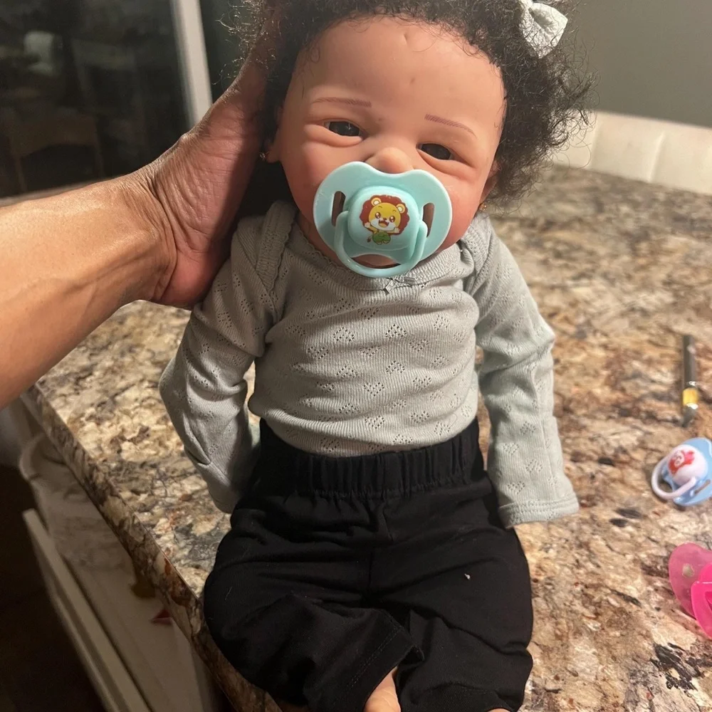 Full Body Silicone Baby Girl Drink and Wet system - Picture 2 of 3